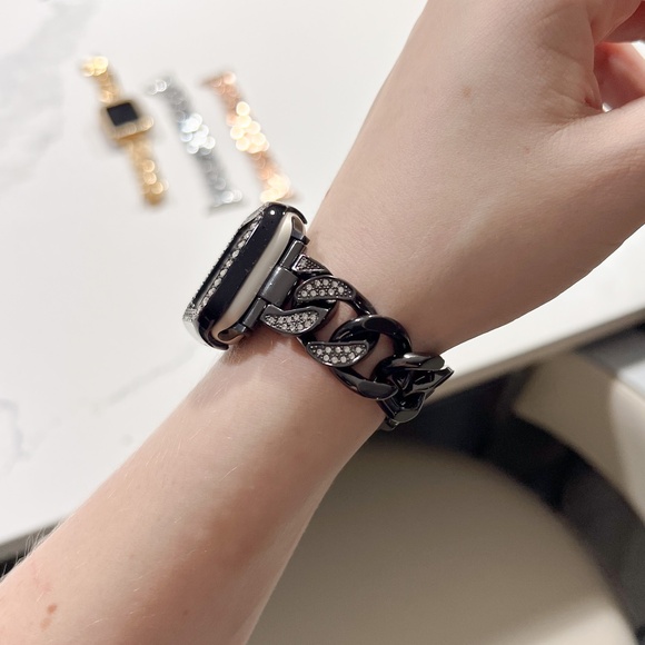 Black Crystal Cuban Apple Watch Band (38/40/41mm) - Picture 2 of 5